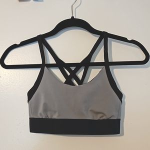 North Face bra. Never worn. Size xs